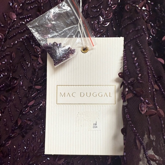 NWT | Mac Duggal 35109 Aubergine Purple Embellished Flutter Sleeve Gown Size12 - Picture 7 of 15